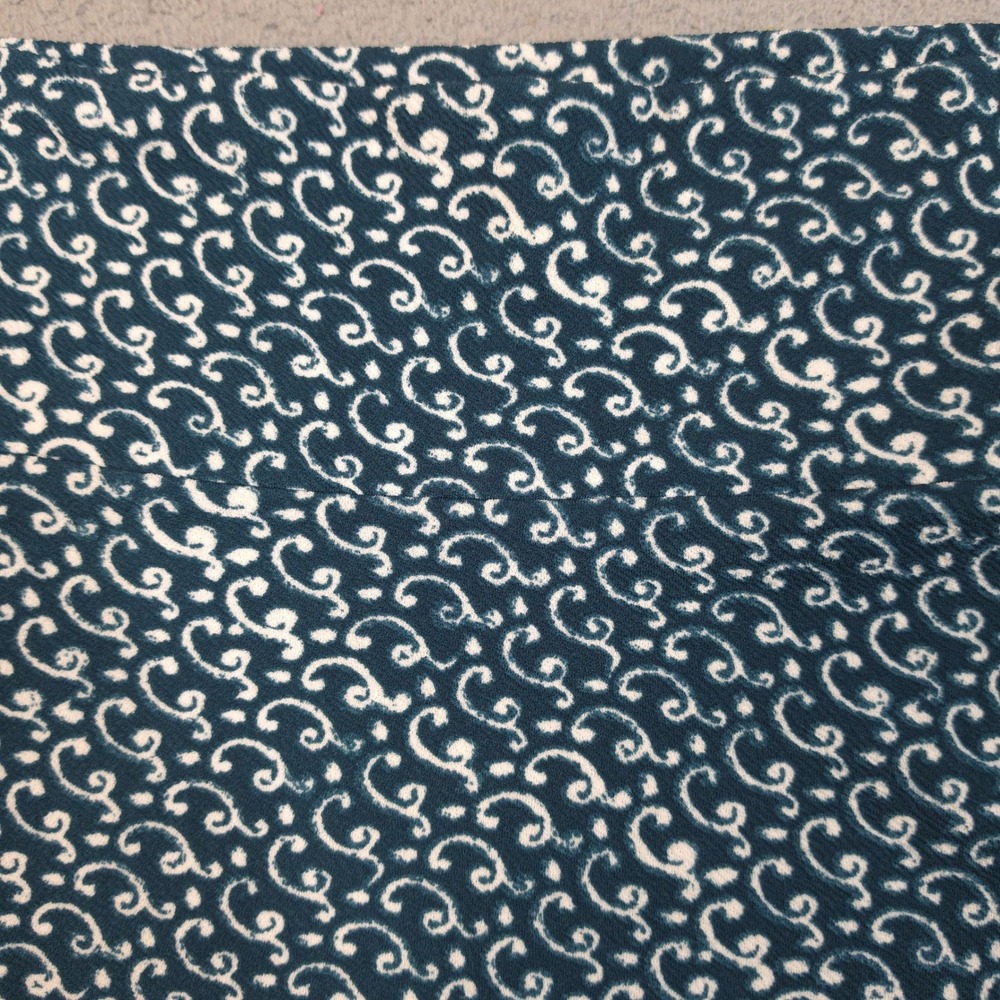 LuLaRoe Cassie Pencil Skirt XS Teal Blue White Scroll Print Stretch Midi NWT - Picture 10 of 10